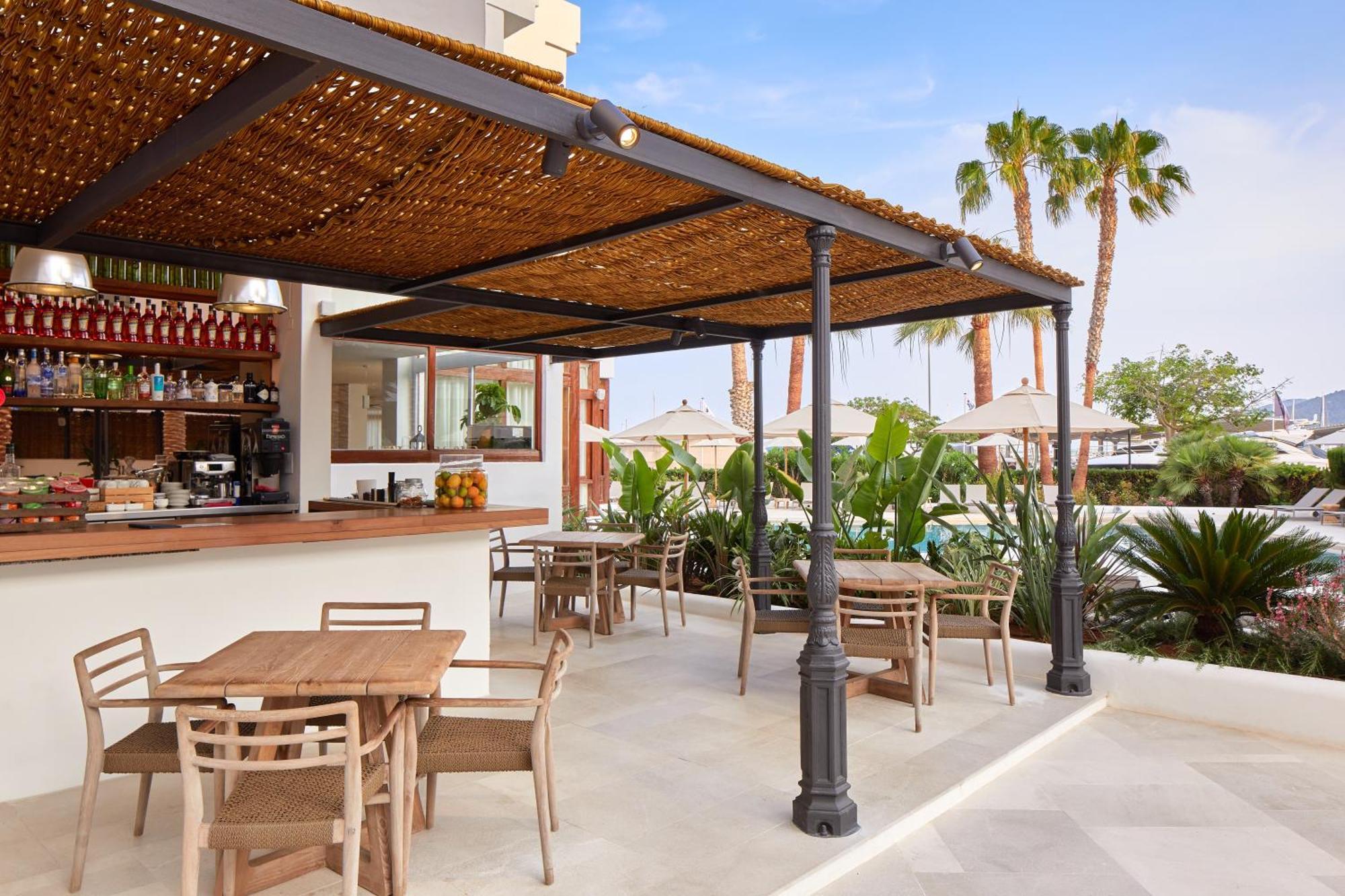 סנטה אאולריה דס ריו Hotel Tres Torres מראה חיצוני תמונה