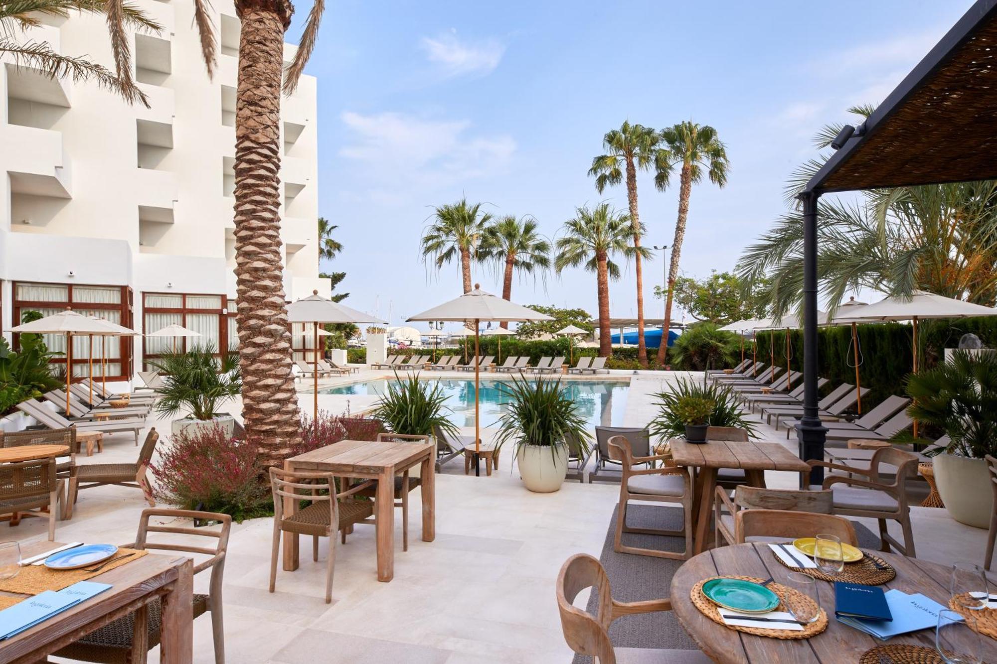 סנטה אאולריה דס ריו Hotel Tres Torres מראה חיצוני תמונה