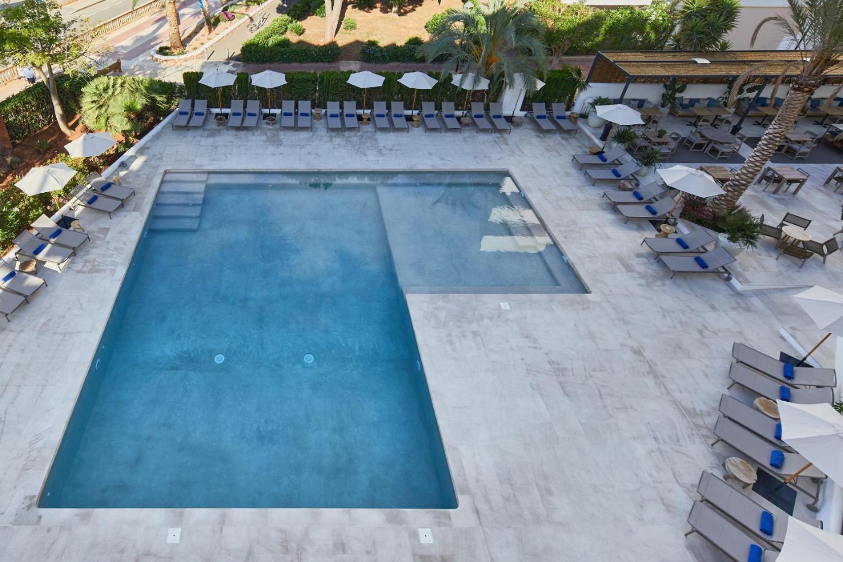 סנטה אאולריה דס ריו Hotel Tres Torres מראה חיצוני תמונה