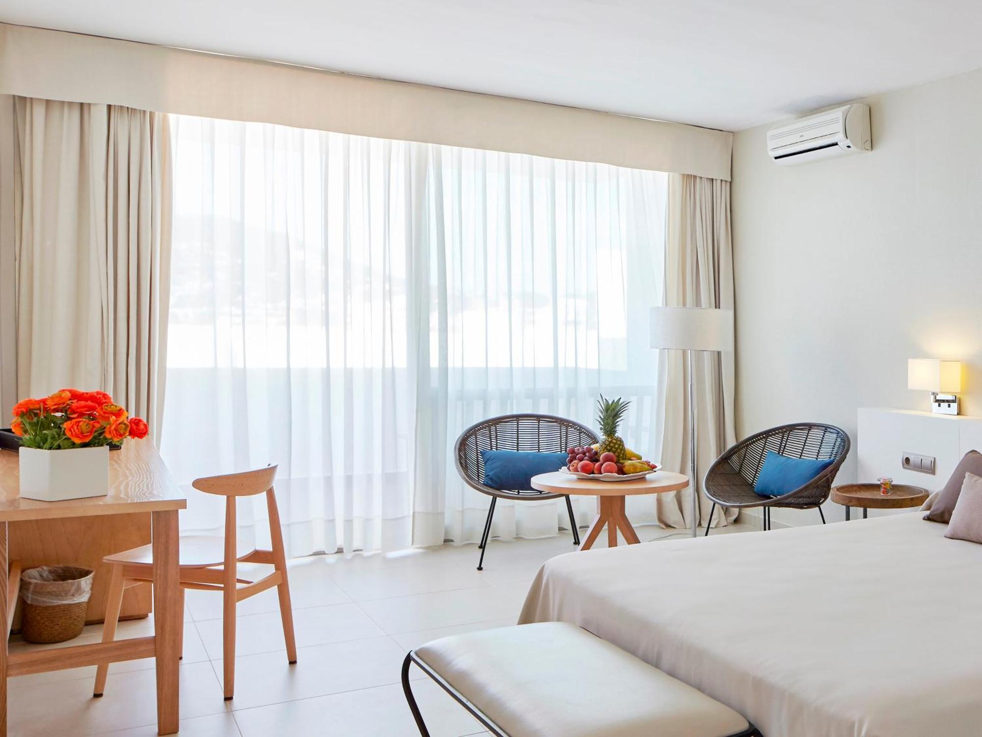 סנטה אאולריה דס ריו Hotel Tres Torres חדר תמונה