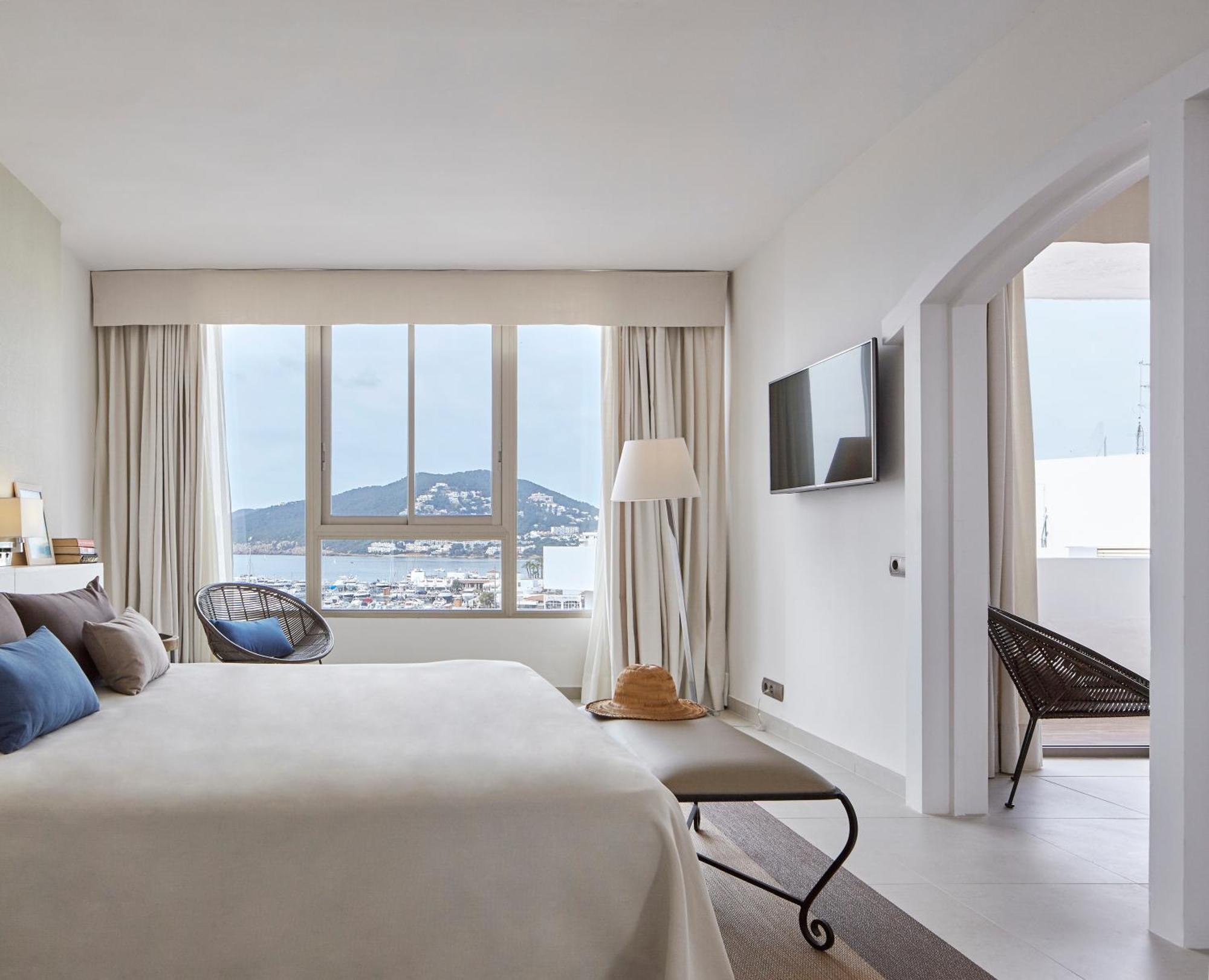 סנטה אאולריה דס ריו Hotel Tres Torres חדר תמונה